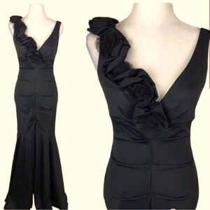 Cache Rose Gown Long Dress sz: 2 Black Formal Rosette Sleeveless Ruched Vintage
